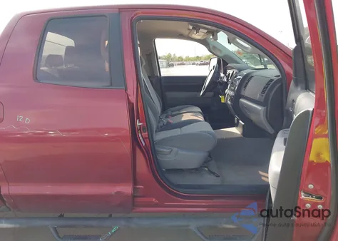 2010 Toyota Tundra Grade 5.7L V8 z USA, uszkodzony, nr VIN 5TFRY5F11AX095058